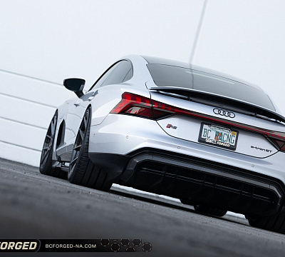 Фото дисков BC Forged HCA165 на Audi E-tron GT