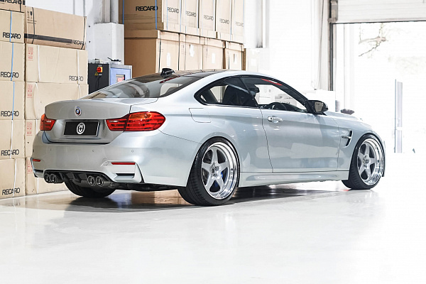 BMW F82 M4