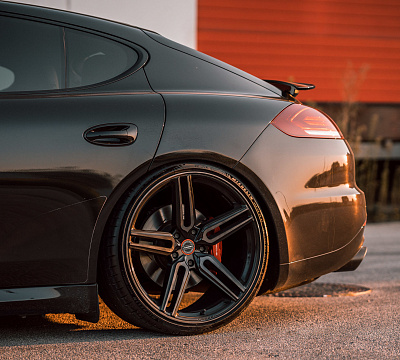 Фото дисков Vossen HF-1 на Porsche Panamera I