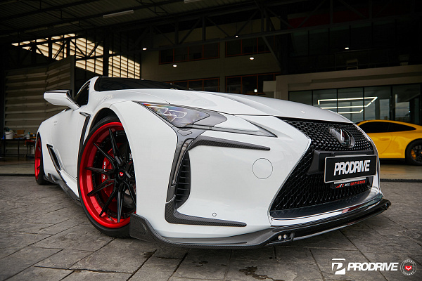 Фото дисков Vossen EVO-2R (3-Piece) Черный глянец на Lexus LC 500