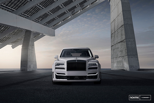 Фото дисков NOVITEC SP3 Черный глянец на Rolls-Royce Cullinan