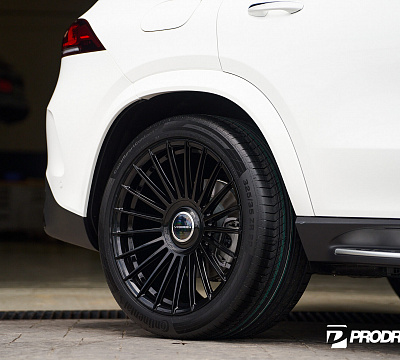 Фото дисков Vossen HF-8 на Mercedes-Benz GLE II