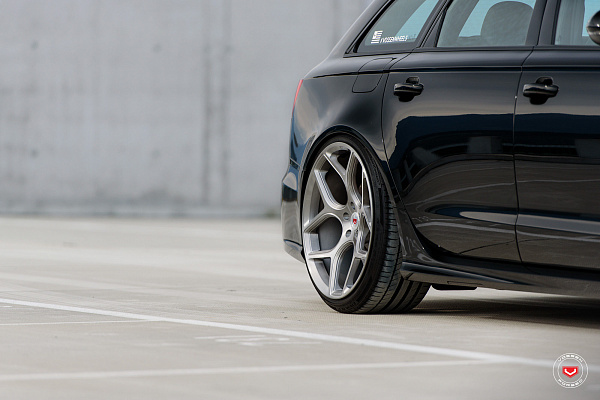Фото дисков Vossen CG-205 Глянцевый лак на Audi A/RS 6 (C7)
