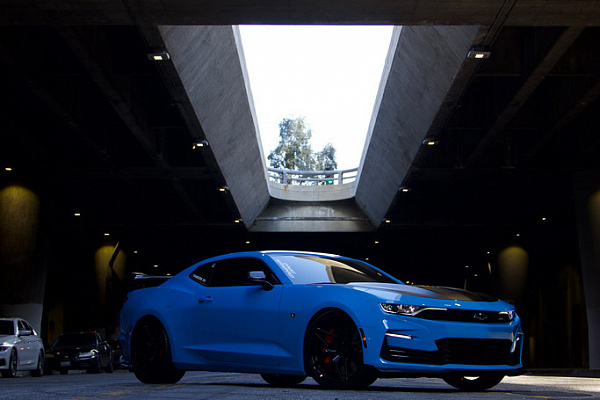 Фото дисков MRR M755 Черный глянец на Chevrolet Camaro VI
