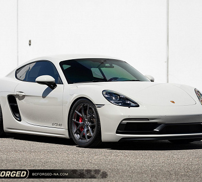 Фото дисков BC Forged RZ25 на Porsche Cayman II