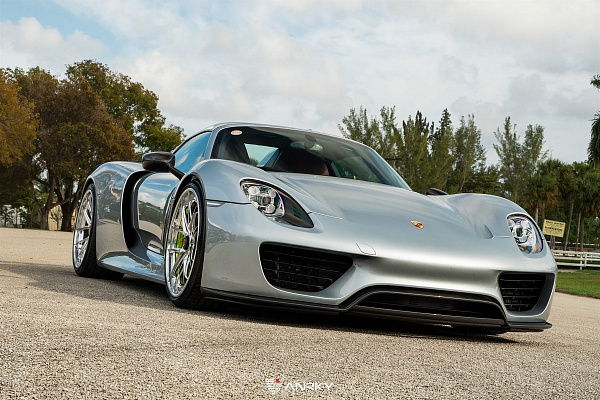 Фото дисков Anrky XR-301 Полированный лак на Porsche 918 Spyder