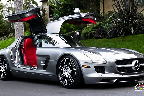 Фото дисков CEC C883 Сатиновый лак на Mercedes-Benz SLS AMG
