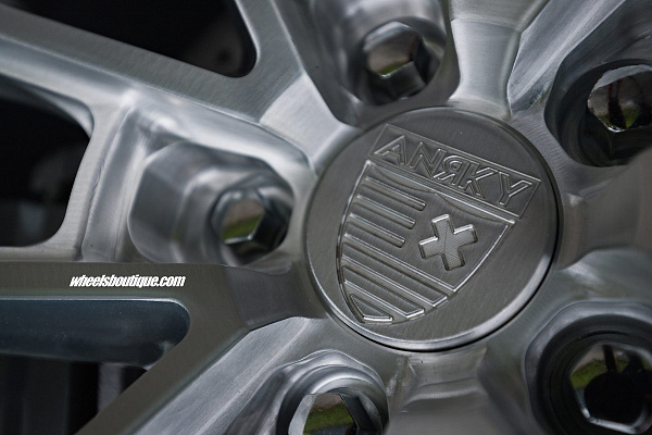 Фото дисков Anrky AN22 Глянцевый лак на Mercedes-Benz S-Class (W222, C217)