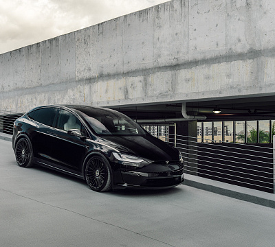Фото дисков Vossen HF-8 на Tesla Model X