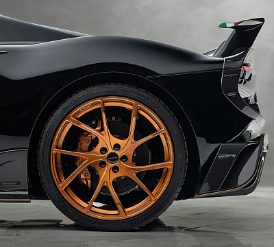 Фото дисков Mansory YT.5 на Ferrari 296