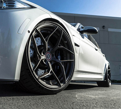 Фото дисков Brixton Forged PF5 на BMW 3/M3 (F3x/F80)