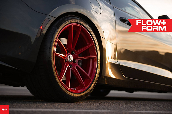 Фото дисков HRE FF04 Красный глянец на Chevrolet Camaro VI