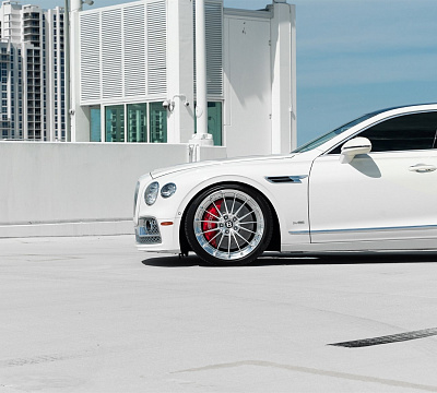 Фото дисков Anrky AN29 на Bentley Flying Spur III