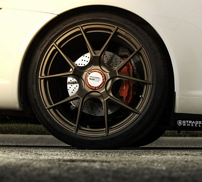 Фото дисков Strasse Wheels SM5R Deep Concave Monoblock на Porsche 911 VI