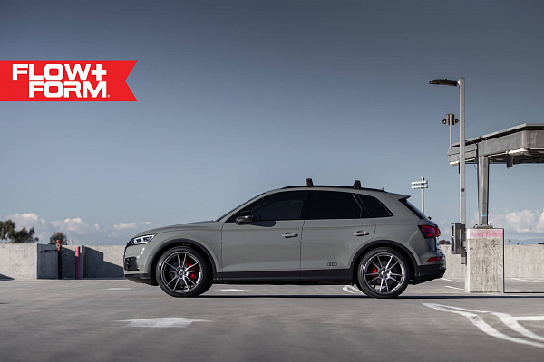 Фото дисков HRE FF04 Серебро на Audi Q5 (FY)