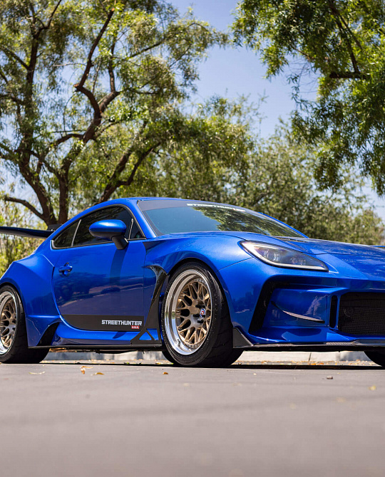 Фото дисков 300 Глянцевая шампань на Subaru BRZ II