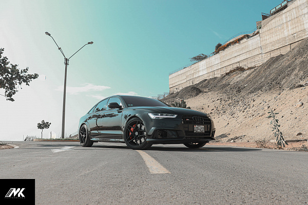 Фото дисков HRE FF11 Черный сатин на Audi A/RS 6 (C7)