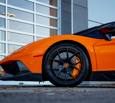 Фото дисков Strasse Wheels SM5R Deep Concave Monoblock на Lamborghini Aventador