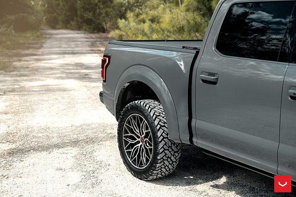 Фото дисков Vossen HF6-3 Алмазная проточка на Ford F-150 XIII