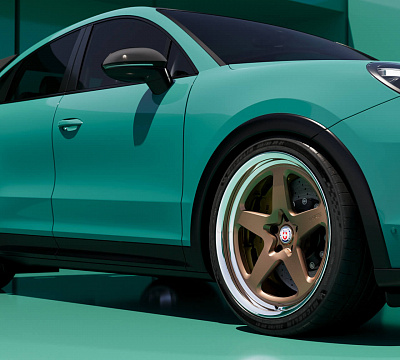 Фото дисков HRE 527 на Porsche Cayenne III