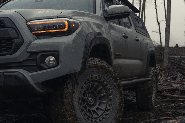 Фото дисков Black Rhino BARRAGE  на Toyota Tacoma III