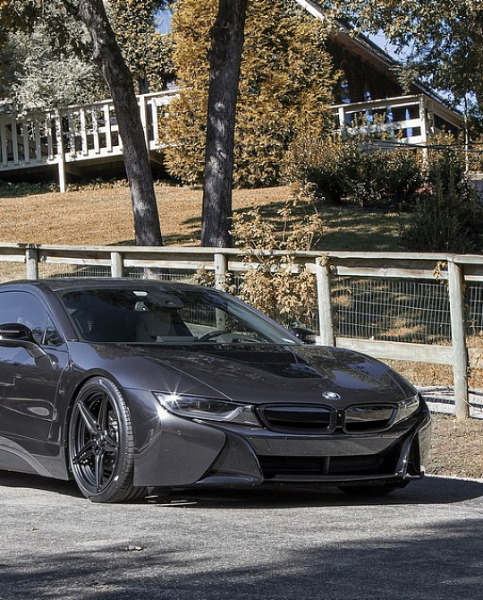Фото дисков SV2 Deep Concave Duoblock Черный сатин на BMW i8