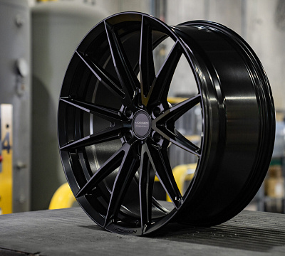 Vossen HFX-2 (6-Lug)