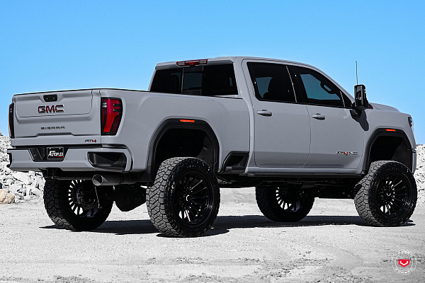 Фото дисков Vossen GNX-01 Черный глянец на GMC Sierra IV