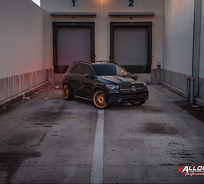 Фото дисков Vossen S17-16 на Mercedes-Benz GLE II