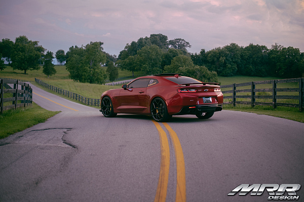 Фото дисков MRR M228 Черный глянец на Chevrolet Camaro VI