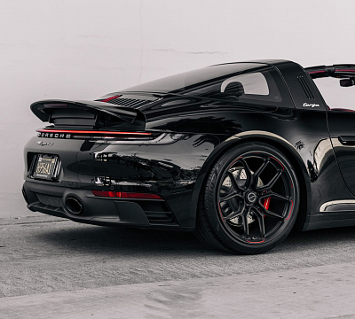 Фото дисков Brixton Forged CM5-RS на Porsche 911 VIII