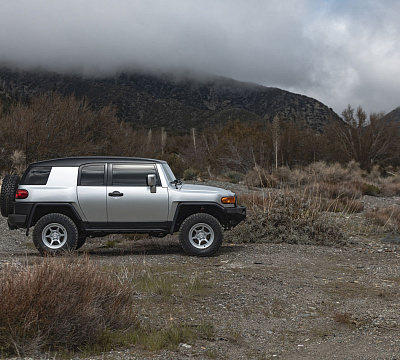 Фото дисков Black Rhino SHOGUN на Toyota FJ Cruiser