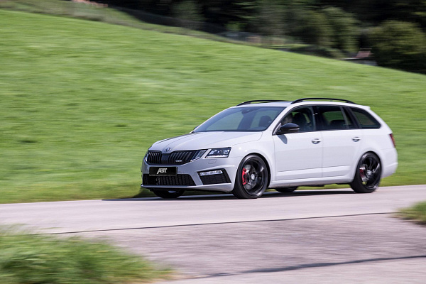 Фото дисков ABT Sport ER-C Черный сатин на Skoda Octavia III