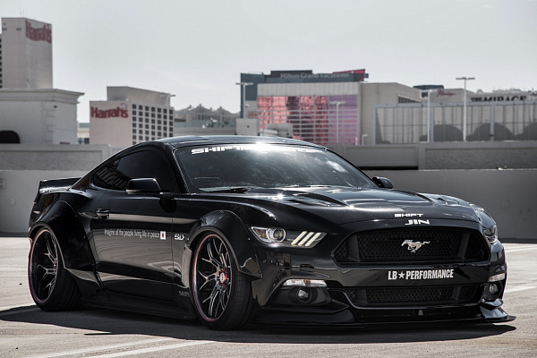 Фото дисков Savini SV72 Глянцевый лак на Ford Mustang VII