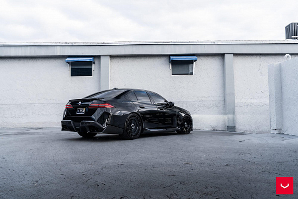 Фото дисков Vossen HF-9 Черный глянец на BMW 5/M5 (G60/G90)
