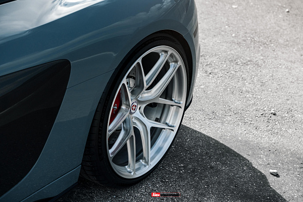 Audi R8 V10