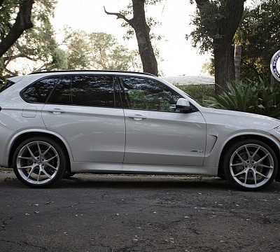Фото дисков HRE P101 на BMW X5/X5 M (F15/F85)