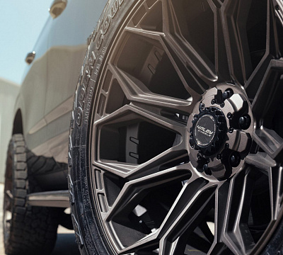 Фото дисков 4PLAY 4P83 на Chevrolet Tahoe V