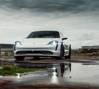 Фото дисков Vossen HF-4T на Porsche Taycan I