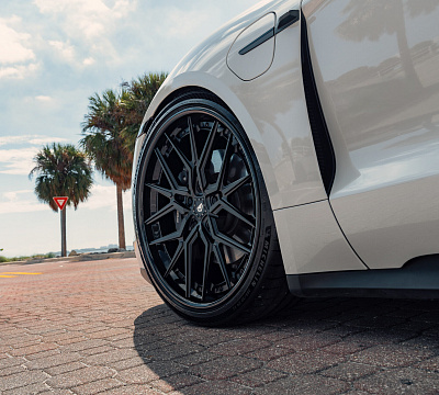 Фото дисков Vossen M-X3 (3-Piece) на Porsche Taycan I