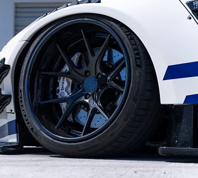 Фото дисков Strasse Wheels SM5R Deep Concave FS на Nissan GT-R