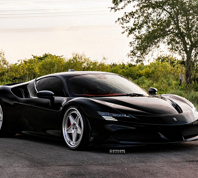 Фото дисков Strasse Wheels F5 Track на Ferrari SF90