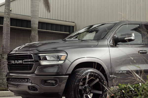 Ram 1500 V