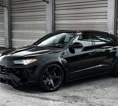 Фото дисков Anrky RS5.3 на Lamborghini Urus
