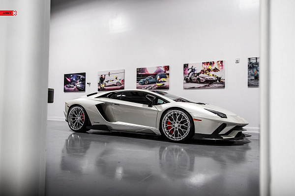 Фото дисков Anrky AN20 Полированный лак на Lamborghini Aventador