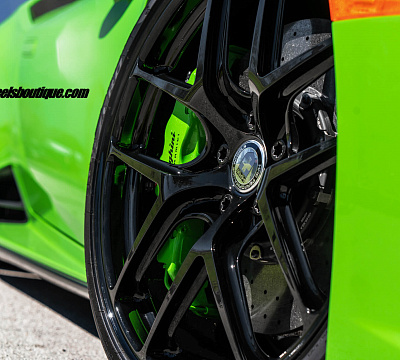 Фото дисков HRE R101 Lightweight на Lamborghini Huracan