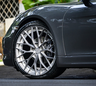 Фото дисков Anrky AN20 на Porsche Cayman II