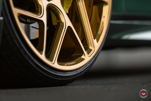 Фото дисков Vossen CG-209T Глянцевое золото на BMW 5/M5 (F10)