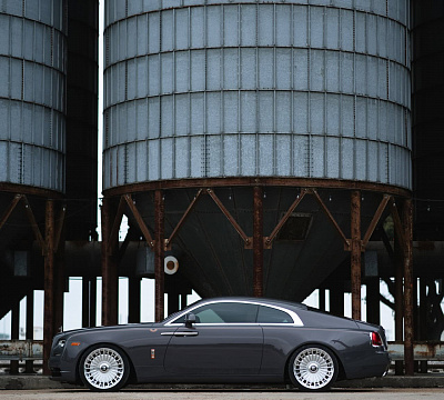 Фото дисков Brixton Forged LX07 на Rolls-Royce Wraith