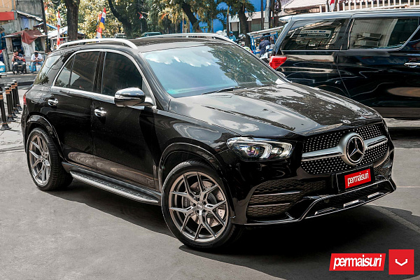 Фото дисков Vossen HF-5 Сатиновый графит на Mercedes-Benz GLE II